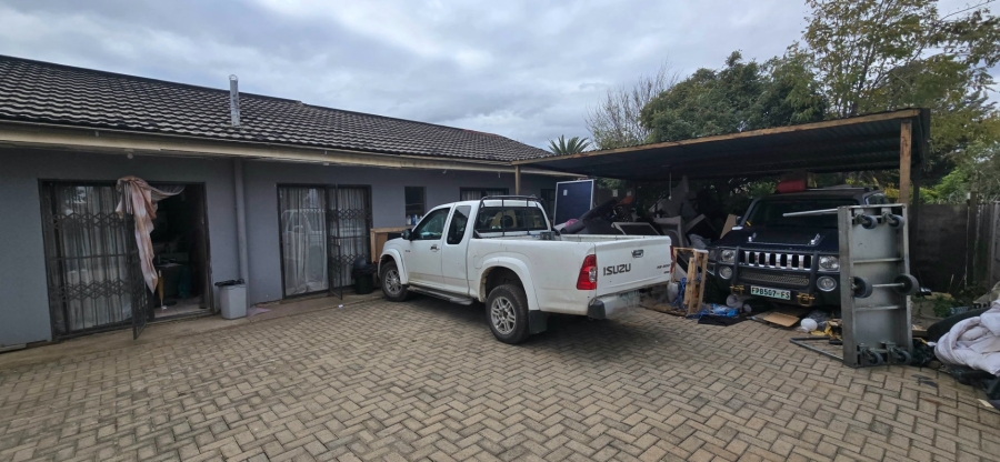 4 Bedroom Property for Sale in Ehrlich Park Free State